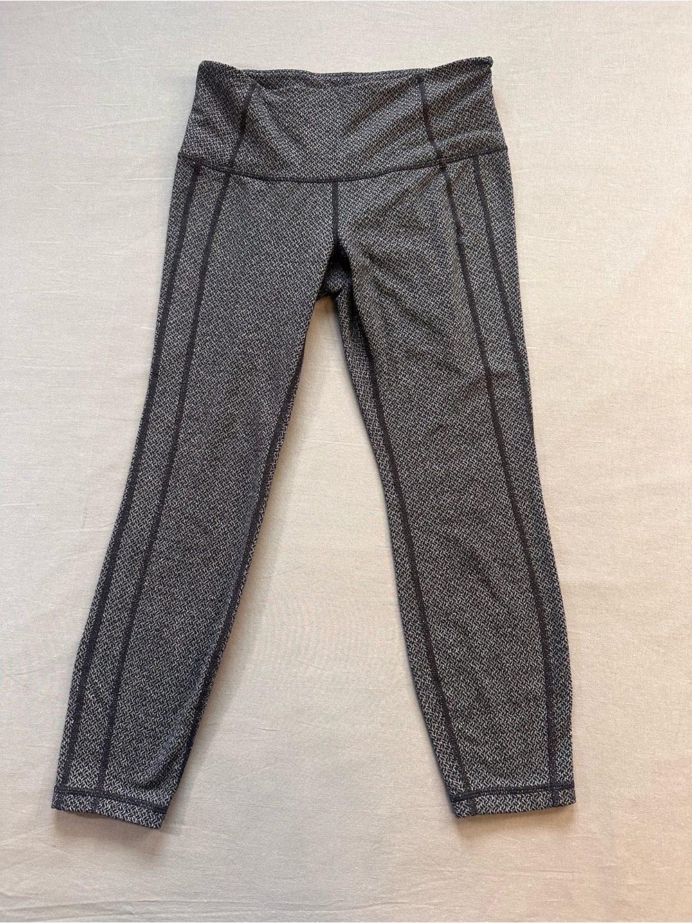 Athleta Black and Gray Patterned Leggings